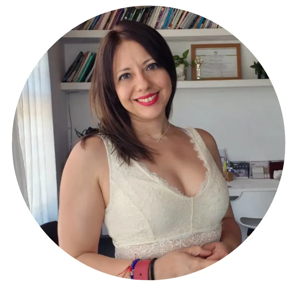 Retrato circular de la directora ejecutiva de Kiszka Consultora